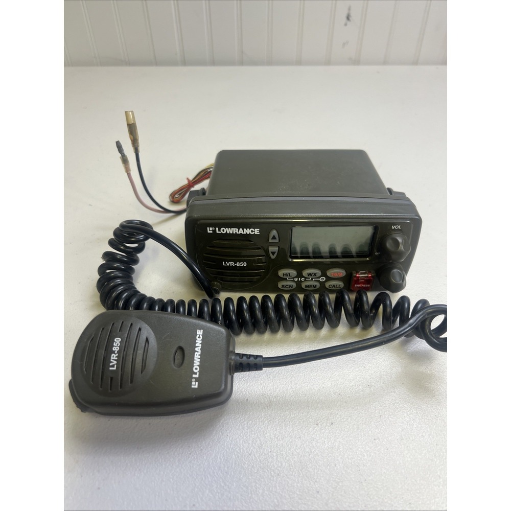 LOWRANCE LVR-850 Marine Radio Boat Lowrance LVR-850 marine radio transceiver